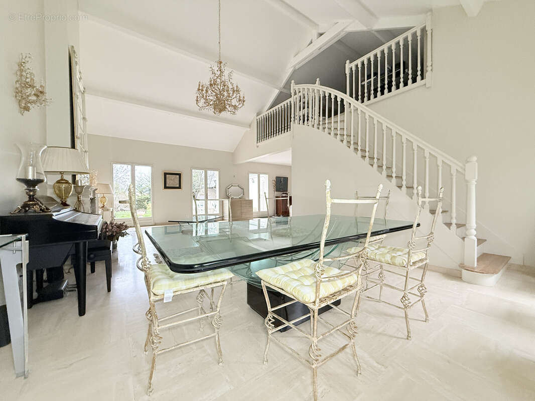 Maison à RUEIL-MALMAISON