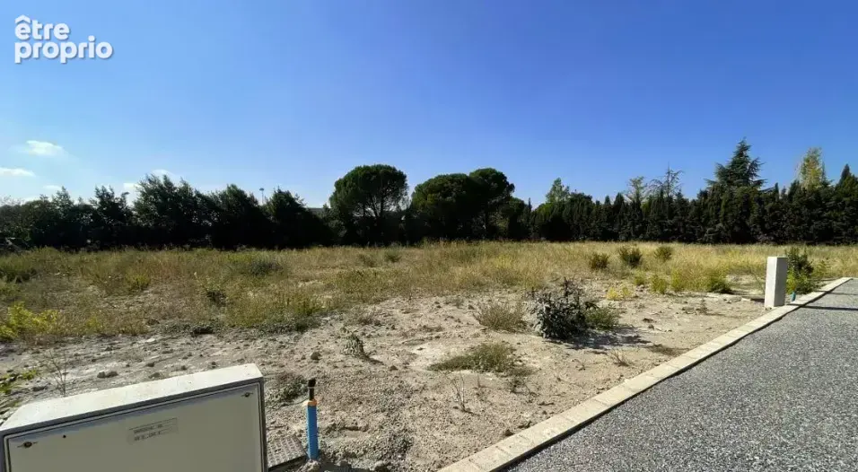 Terrain à LEZIGNAN-CORBIERES