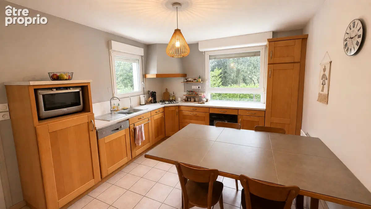 Maison 7 pièces - terrain de 370 m2 - GUILERS - photo 2