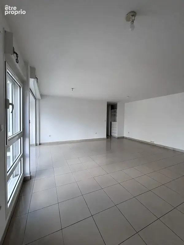 Grand appartement T3  à Saint-Denis - photo 2