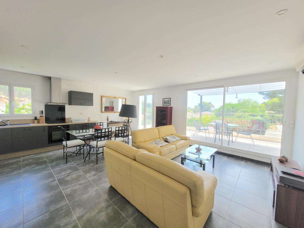 Maison 147 m² à Ensues-La-Redonne  - photo 11