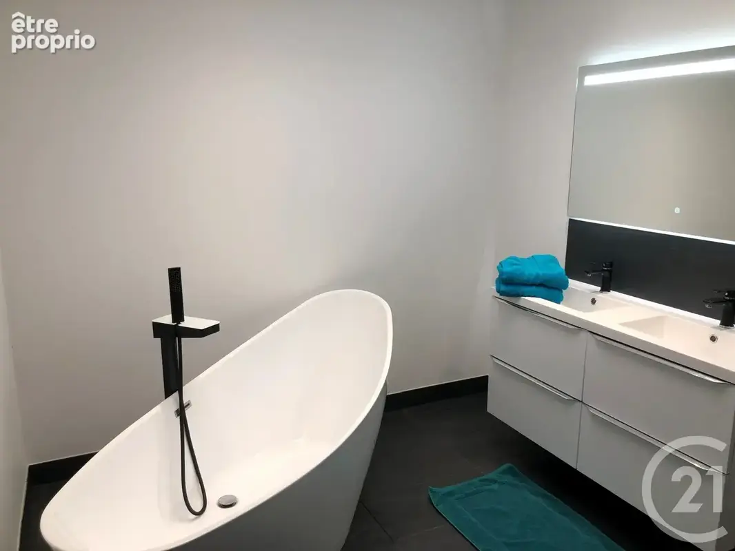 Maison 10 pièces 325 m² à vendre à Chartres (28000) - photo 17