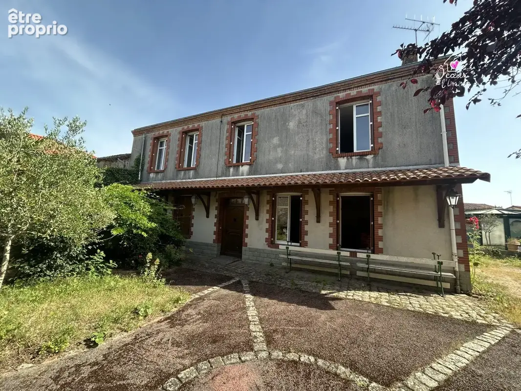Maison à VEZINS