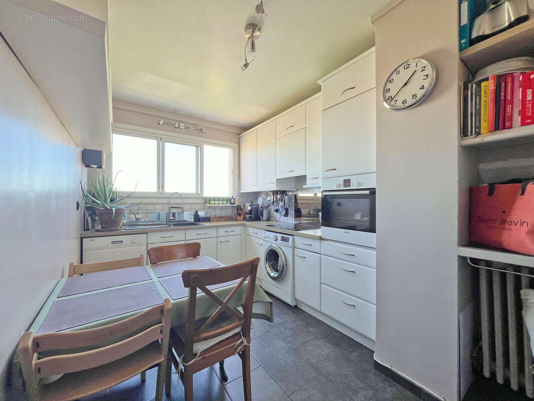 Appartement à ASNIERES-SUR-SEINE
