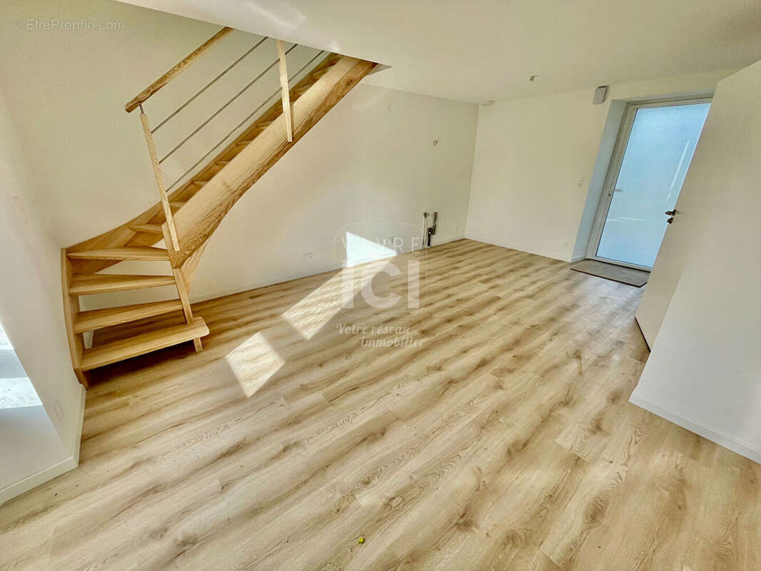 Appartement à TREILLIERES