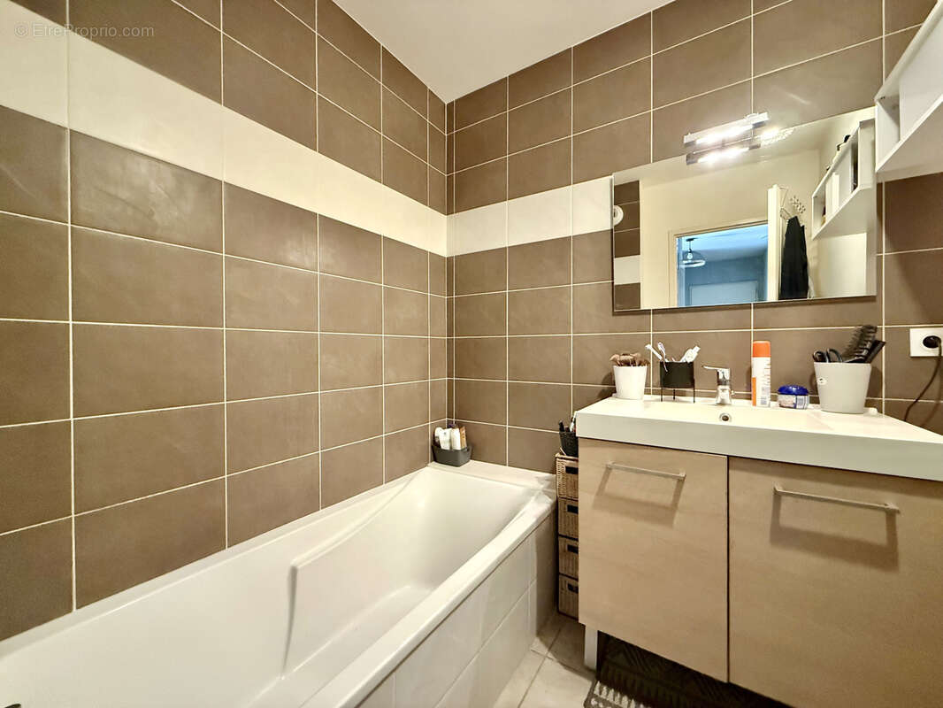 Appartement à BOURG-LES-VALENCE