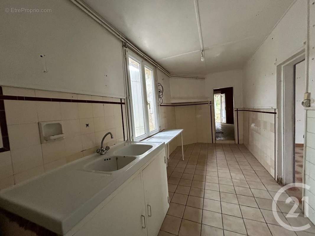 Maison à SAINT-ANDRE-DE-CUBZAC