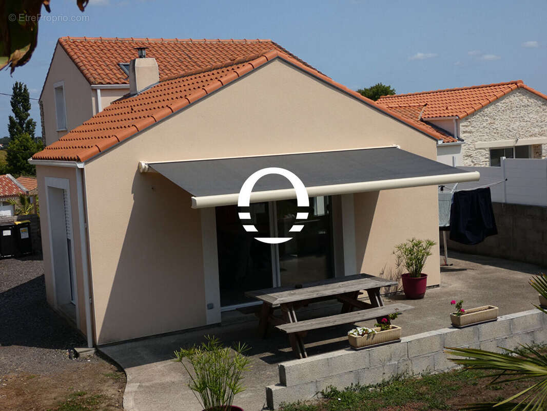 Maison à ROUANS