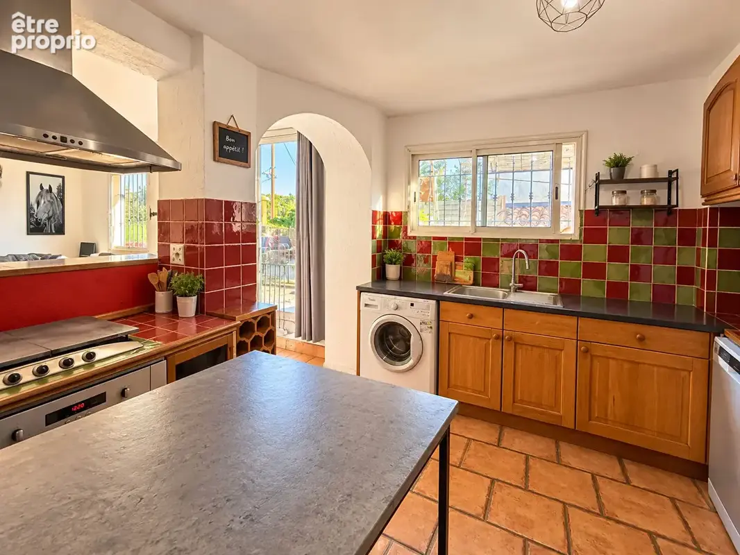 Bas de MAISON 3 pièces de 69,95 m² avec terrasse et jardin (83430) SAINT MANDRIER SUR MER - photo 7