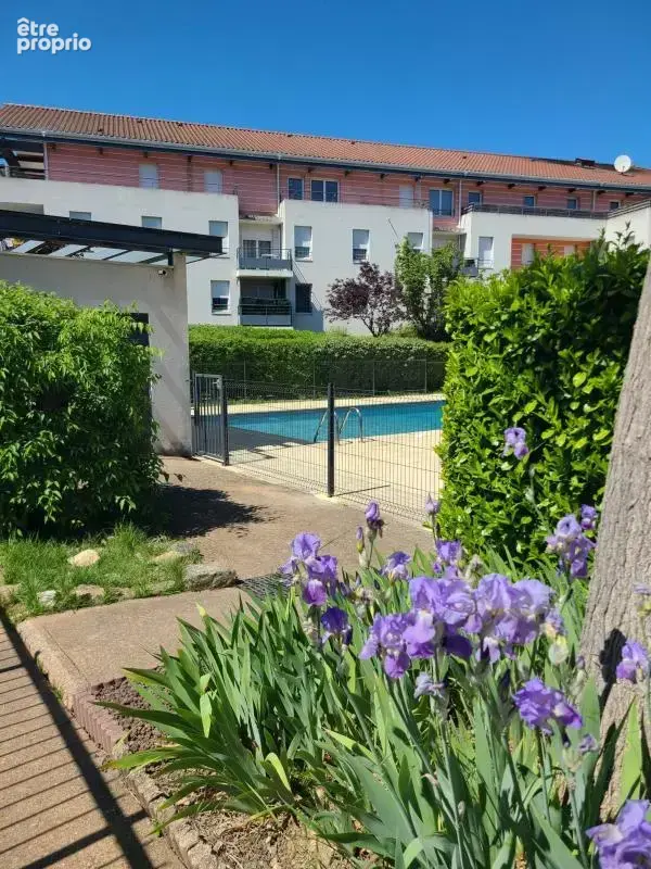T3 en RDJ lumineux avec terrasse, piscine et 2 parkings — La Verpillière - photo 18