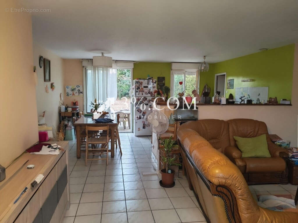 Maison plain-pied de 106,64 m2 Voulon - photo 3