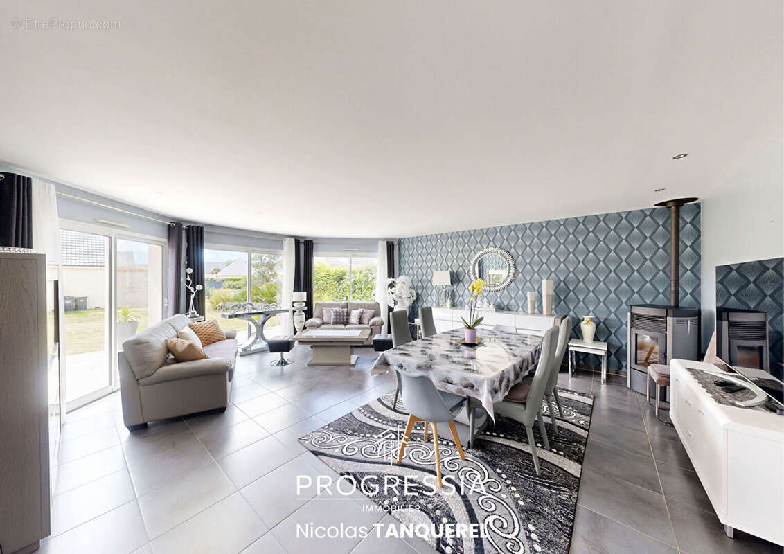 CAUVILLE-SUR-MER - Pavillon familial de 152 m²  avec Jardin, terrasse et Garage - photo 2