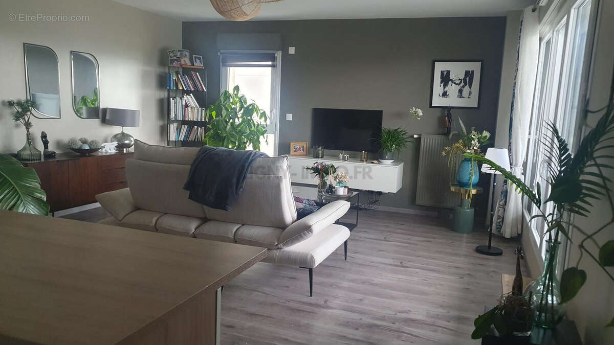 Appartement à DEVILLE-LES-ROUEN