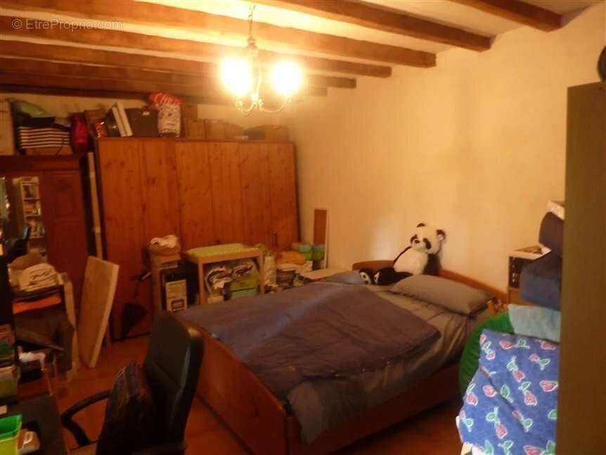 Maison à SAINT-LEGER-MAGNAZEIX