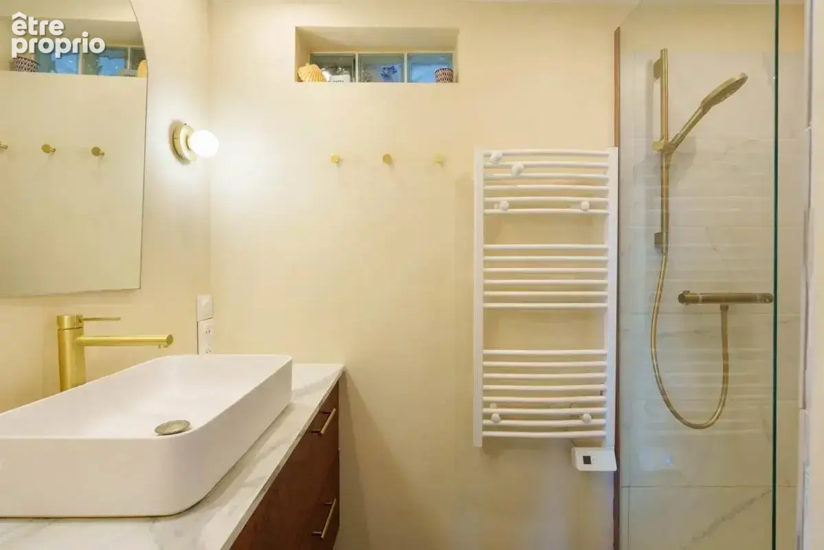 Référence : 7330-NZW - Appartement 4 pièces - balcons, dernier étage, vue dégagée - photo 9