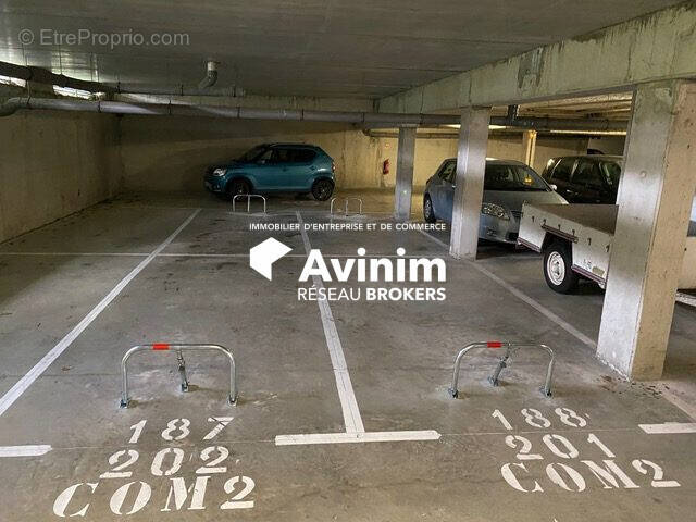 Parking à BLAGNAC