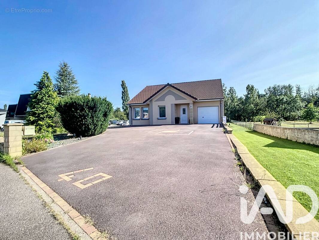 Maison 138 m² à Waldweistroff  - photo 1