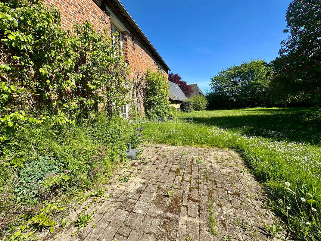 Maison à BAILLY-EN-RIVIERE