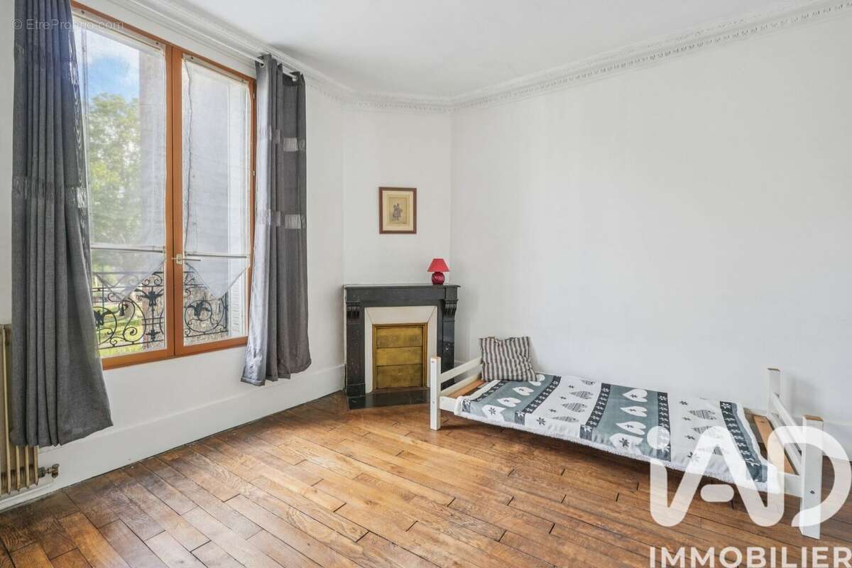 Photo 9 - Maison à GENNEVILLIERS