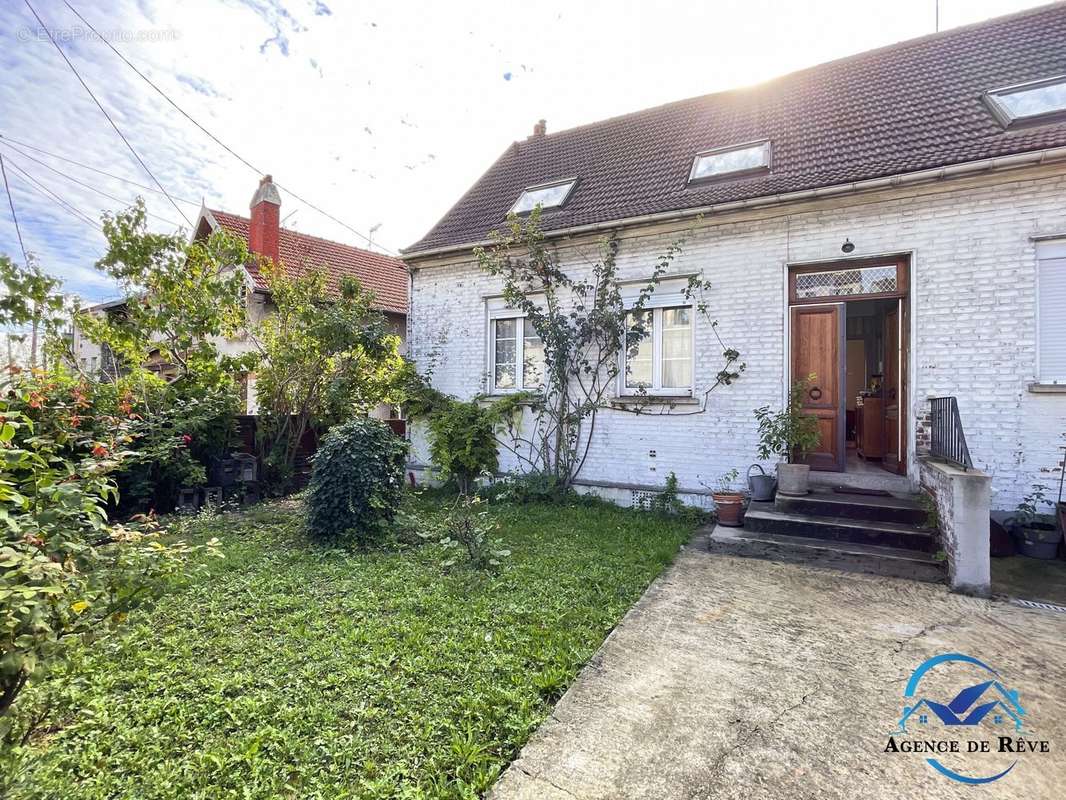 Maison à NOISY-LE-SEC