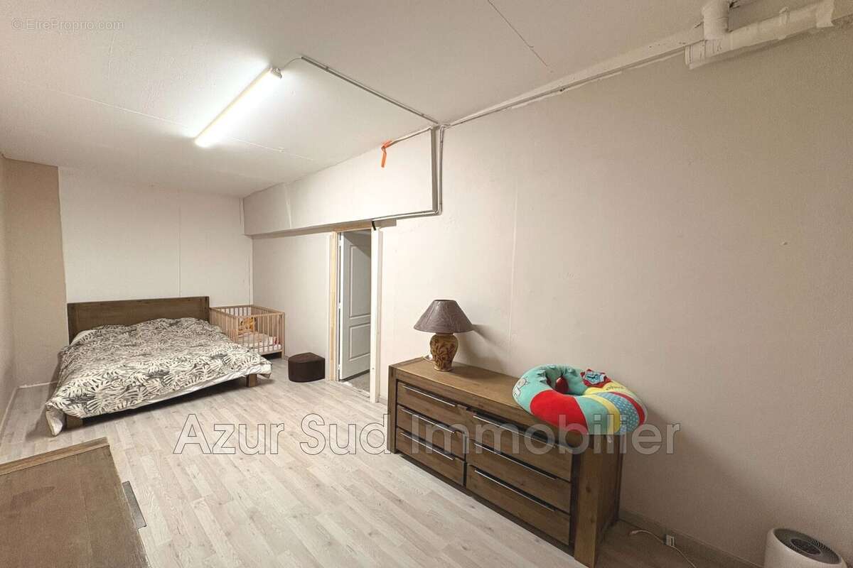 Appartement à LE CANNET