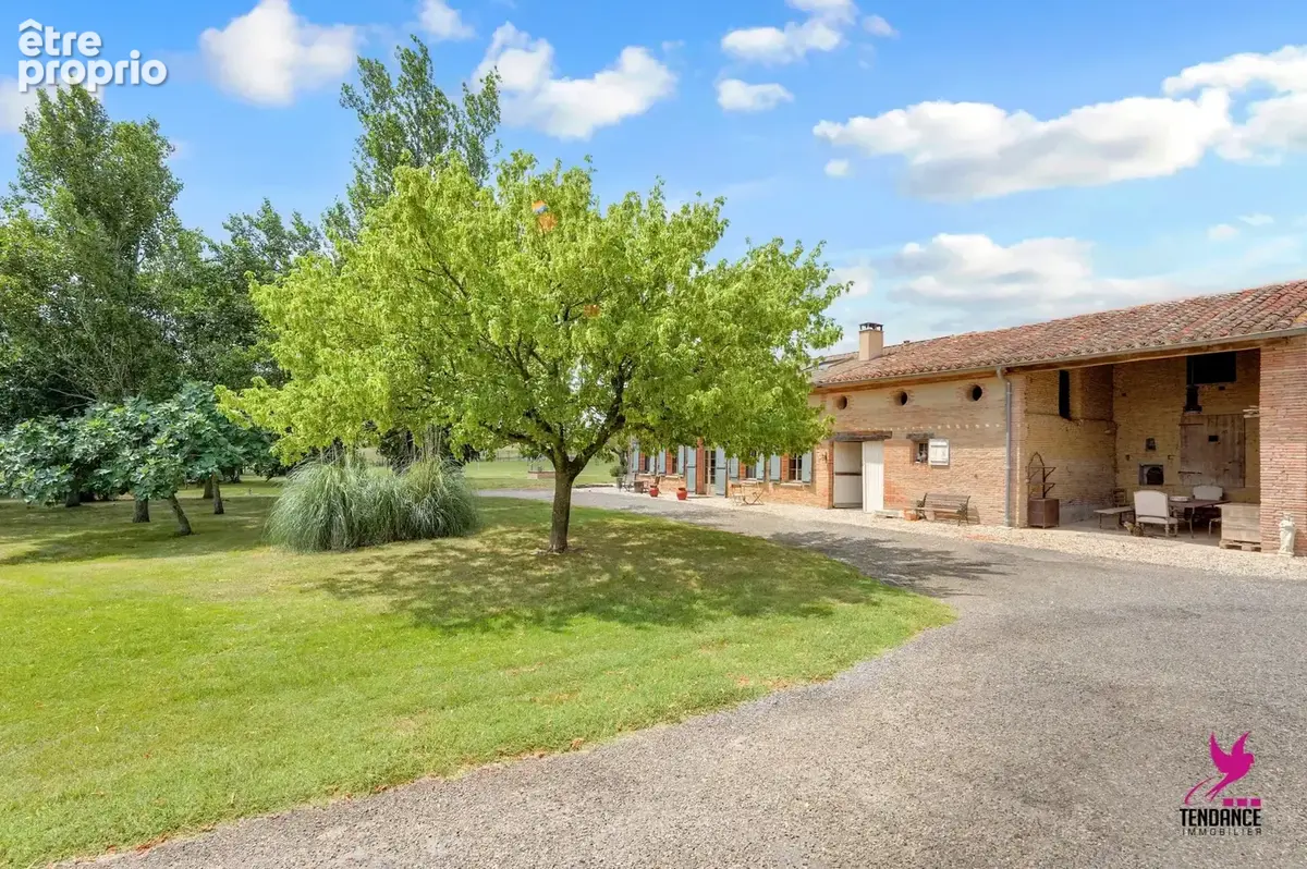 Ferme Toulousaine d'exception (250 m²) : Charme, confort énergétique & 1 ha de parc clos. - photo 12