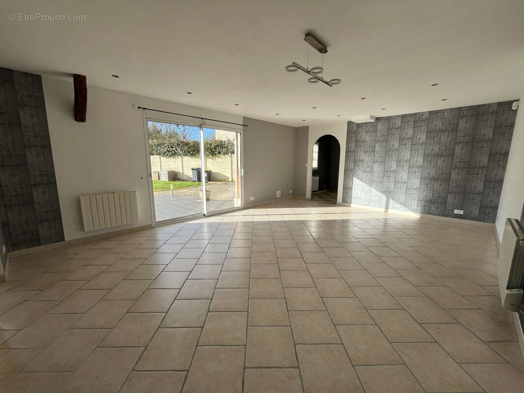 Maison à SAINT-CLAIR-SUR-EPTE