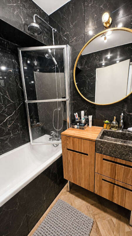 Appartement Paris 3 pièce(s) 64 m2 et 35 m² de jardin privatif - photo 10