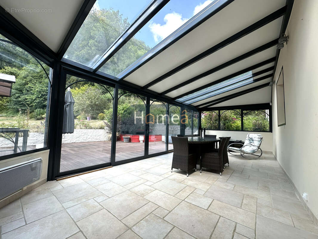 Magnifique propriété de 215 m2 sur 7 769 m2 de terrain - photo 7