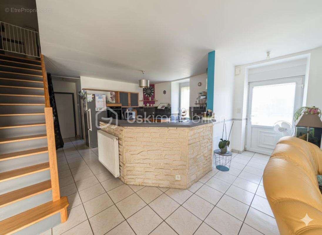 Maison à MONTERBLANC