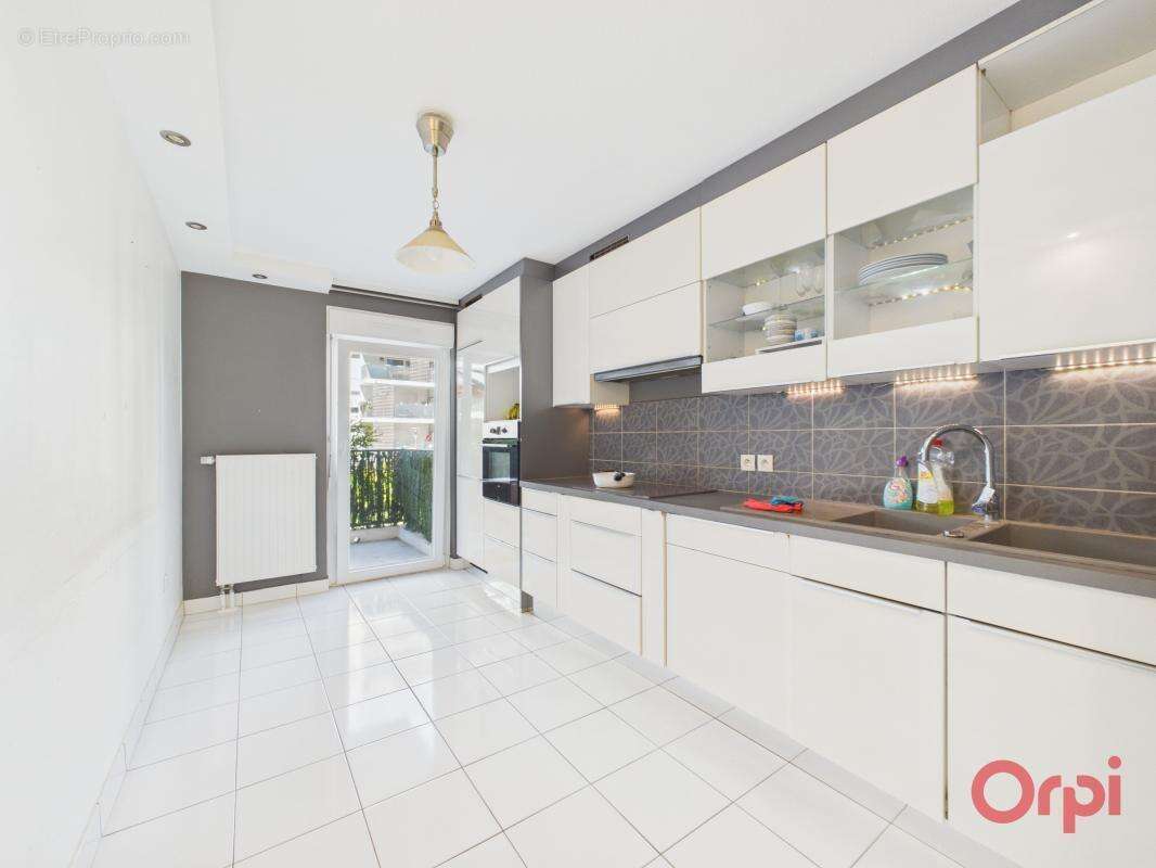 Appartement À Vendre - photo 12