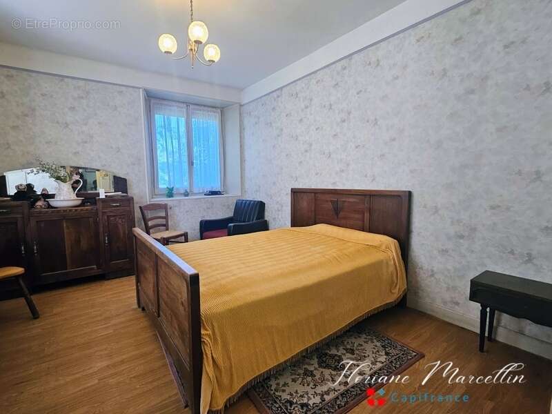 Maison avec 2 appartements indépendants - VOUGY (74) - photo 7