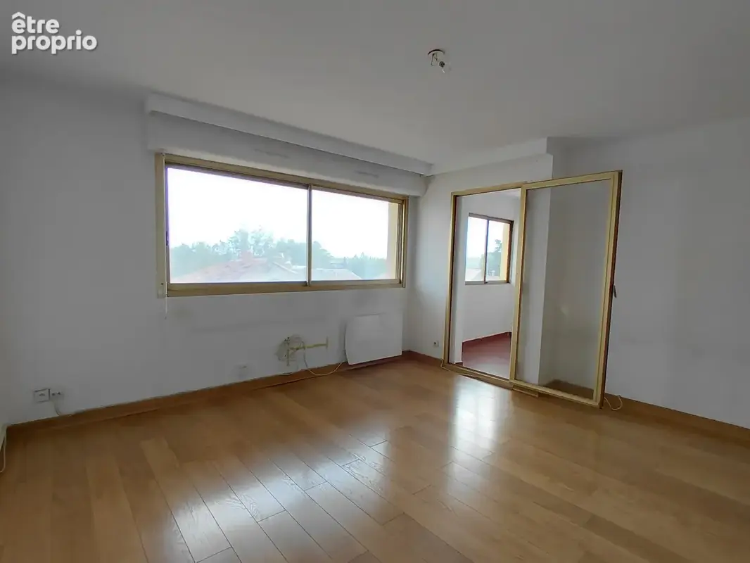 Appartement à SALON-DE-PROVENCE
