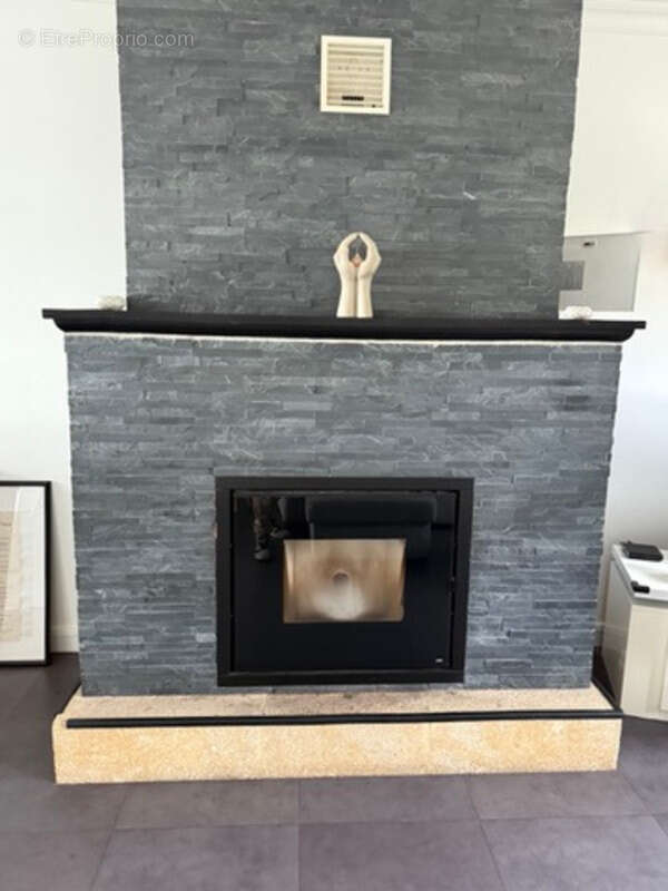 Maison à vendre à VILLERS ALLERAND (51), une maison principale sur deux niveaux, un logement indépendant, une piscine extérieure - photo 23