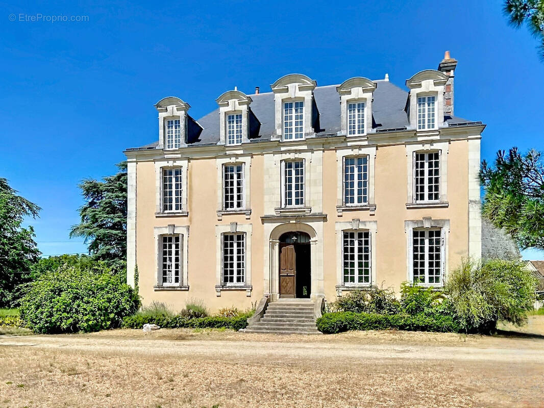 Maison à BAUGE