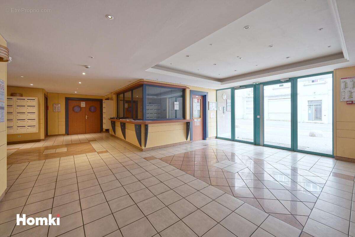 Appartement à FONTAINE