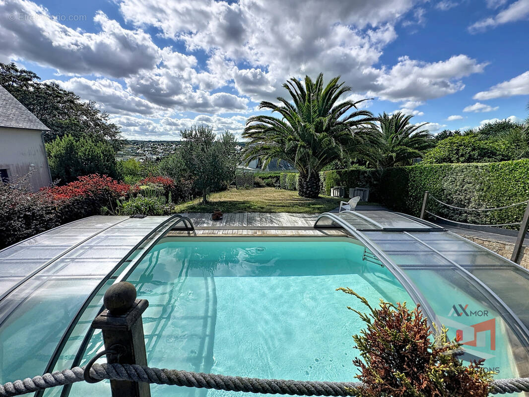 PERROS-GUIREC : Maison avec piscine proche commerces avec vue Mer - photo 1