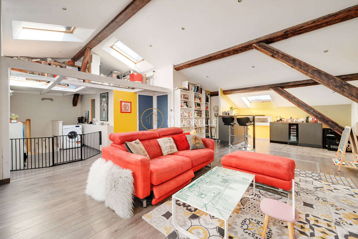 NANCY - Duplex de 154m2 (131 m² Carrez) aux volumes exceptionnels ! - photo 5