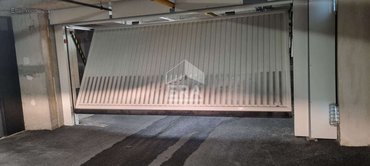 Parking / box 12m² à martigues - photo 3