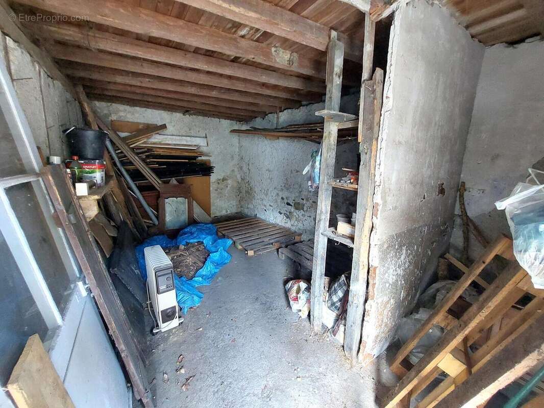 20250402115125 - Maison à SAINT-MARTORY