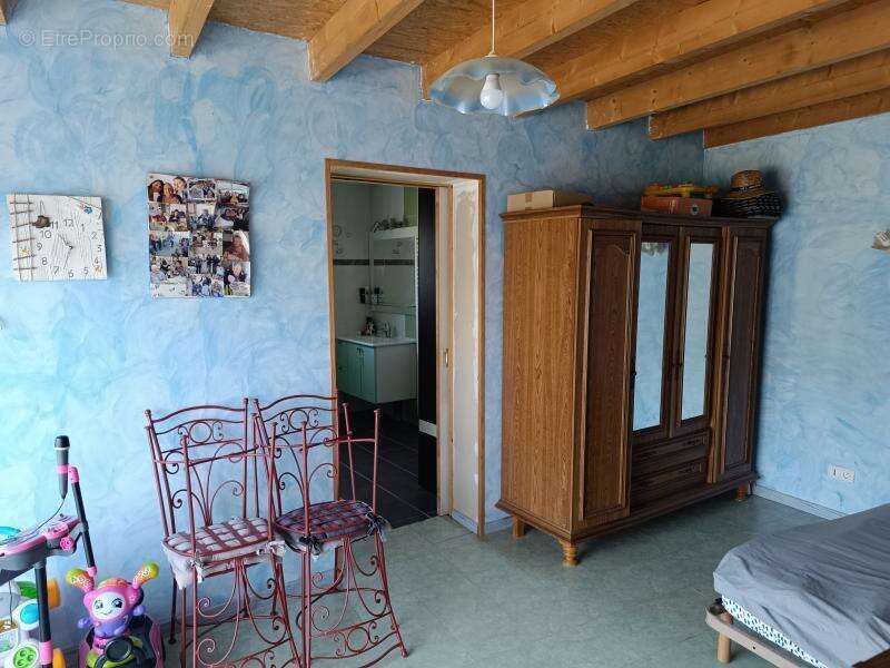 Appartement à ARGENTON-CHATEAU