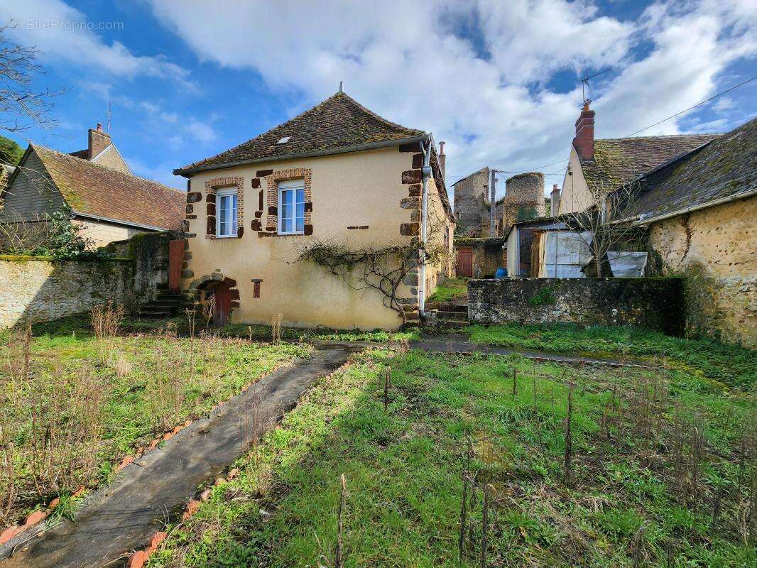 Maison à MONDOUBLEAU