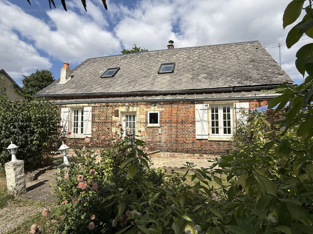 Maison à LE PIN-AU-HARAS