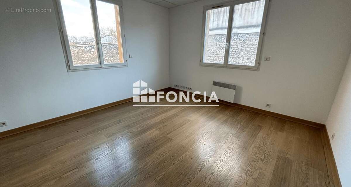 Appartement à LUNEL