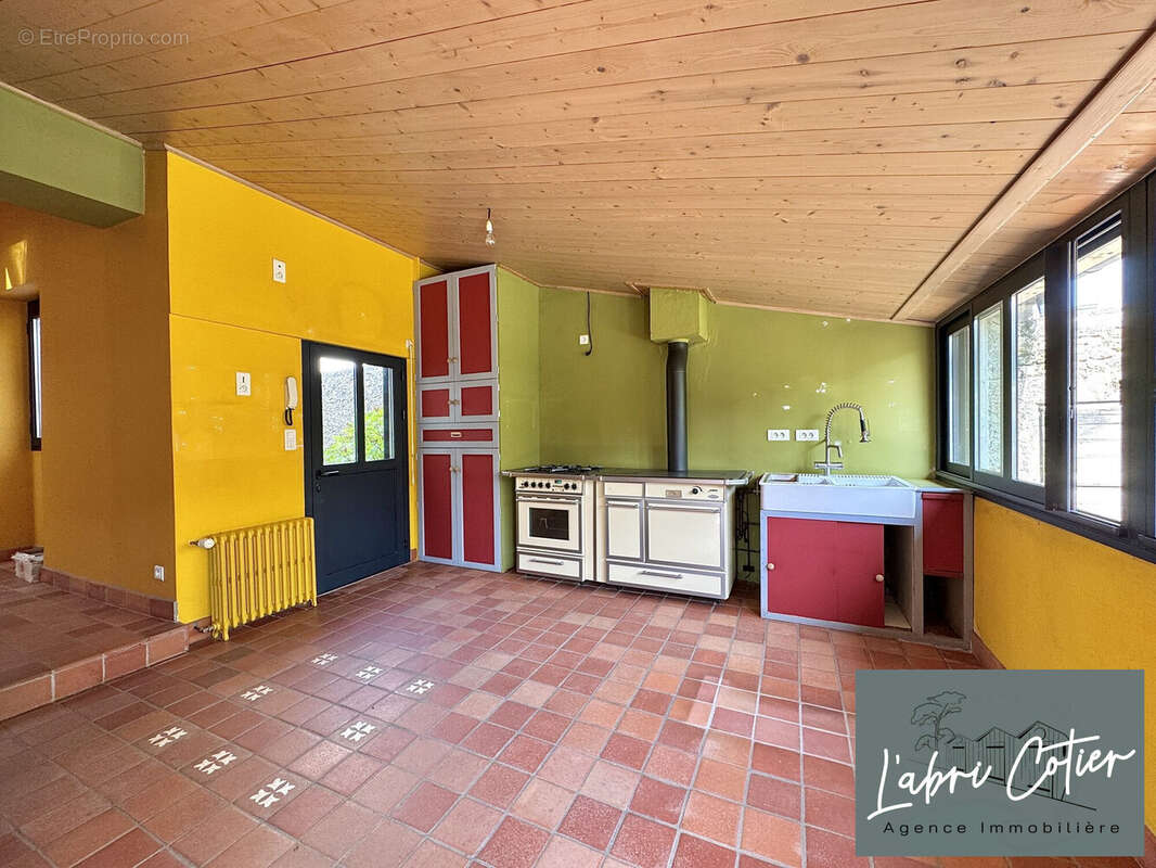 Cuisine - Maison à CHALLANS