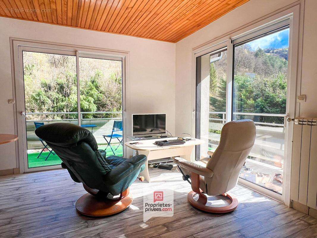 Appartement à GIERES