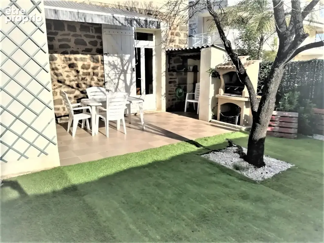 Terrasse T2 - Maison à SAINT-RAPHAEL