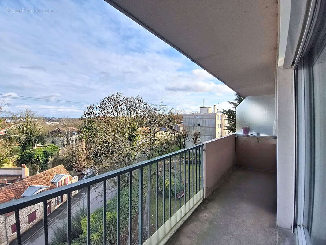 Appartement à LIMEIL-BREVANNES