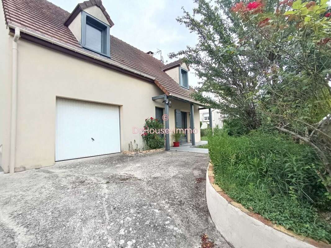 Maison 109 m² à Jouy-Sur-Morin  - photo 8