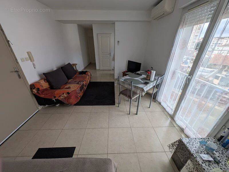 Appartement à PORT-DE-BOUC